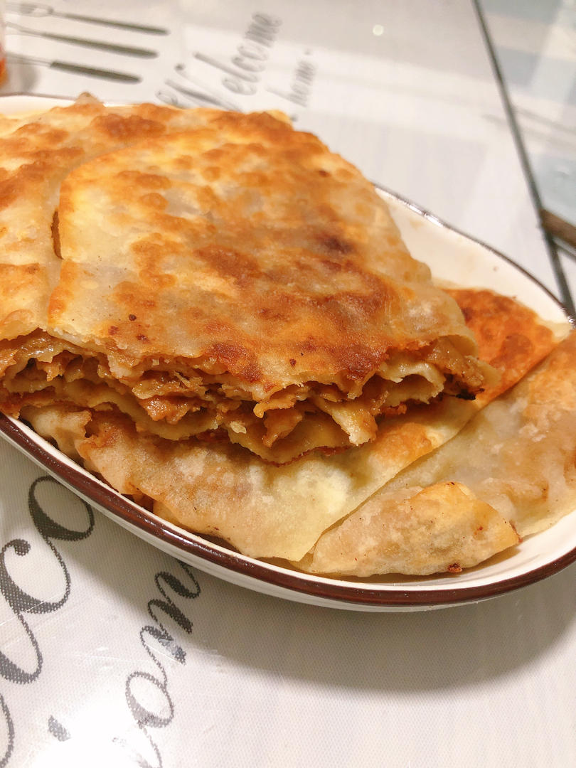 十里飘香百吃不厌千层肉饼