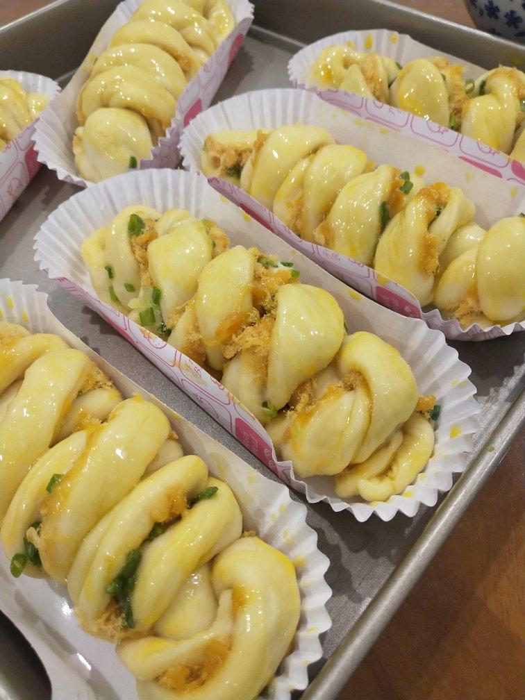 超好吃的一发肉松小卷面包