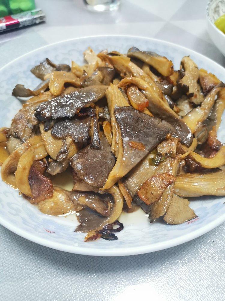 蘑菇炒肉