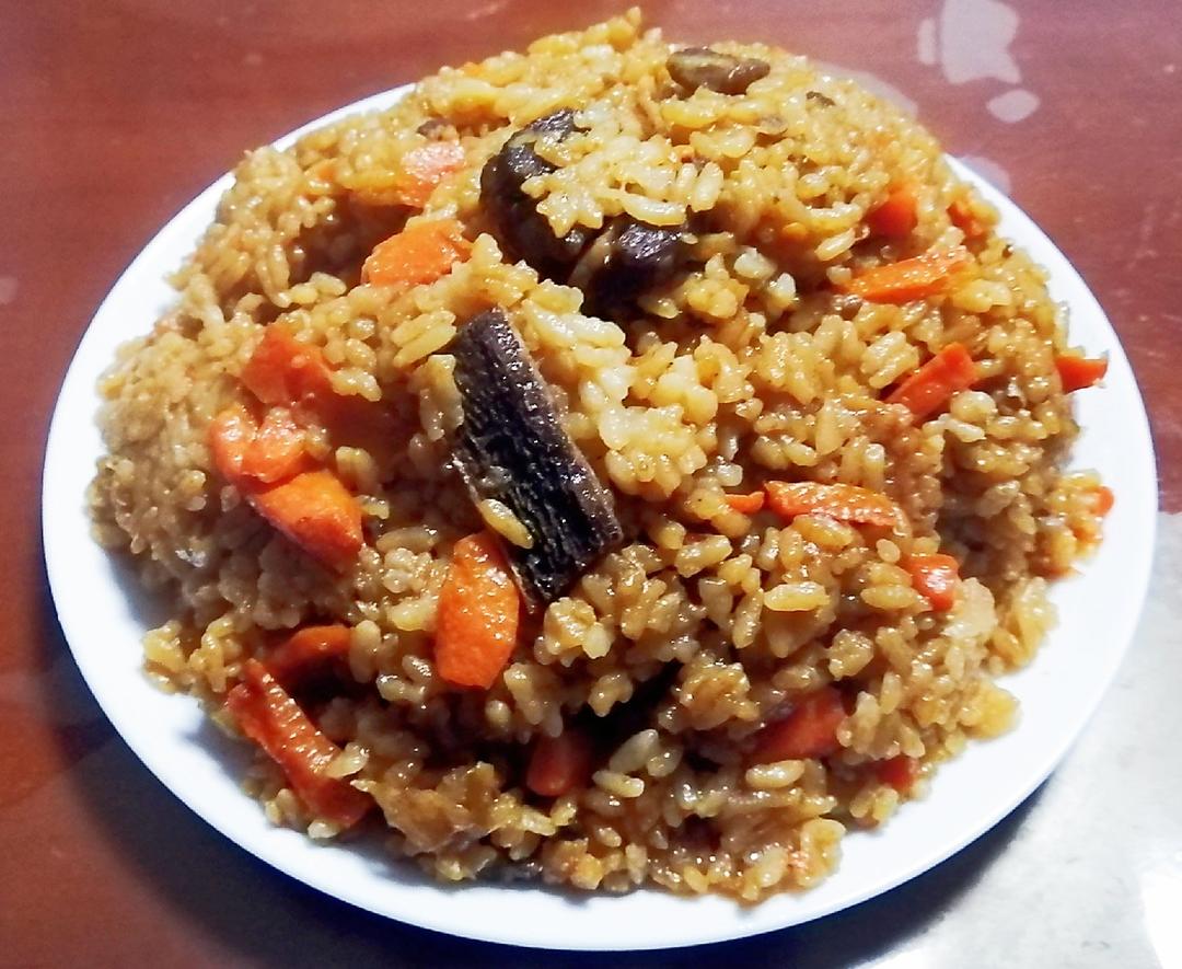 迷迭香—羊肉手抓饭