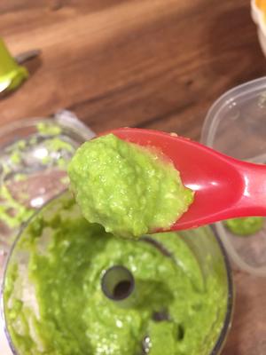 宝宝辅食：第一口绿色蔬菜青豆泥的做法 步骤3