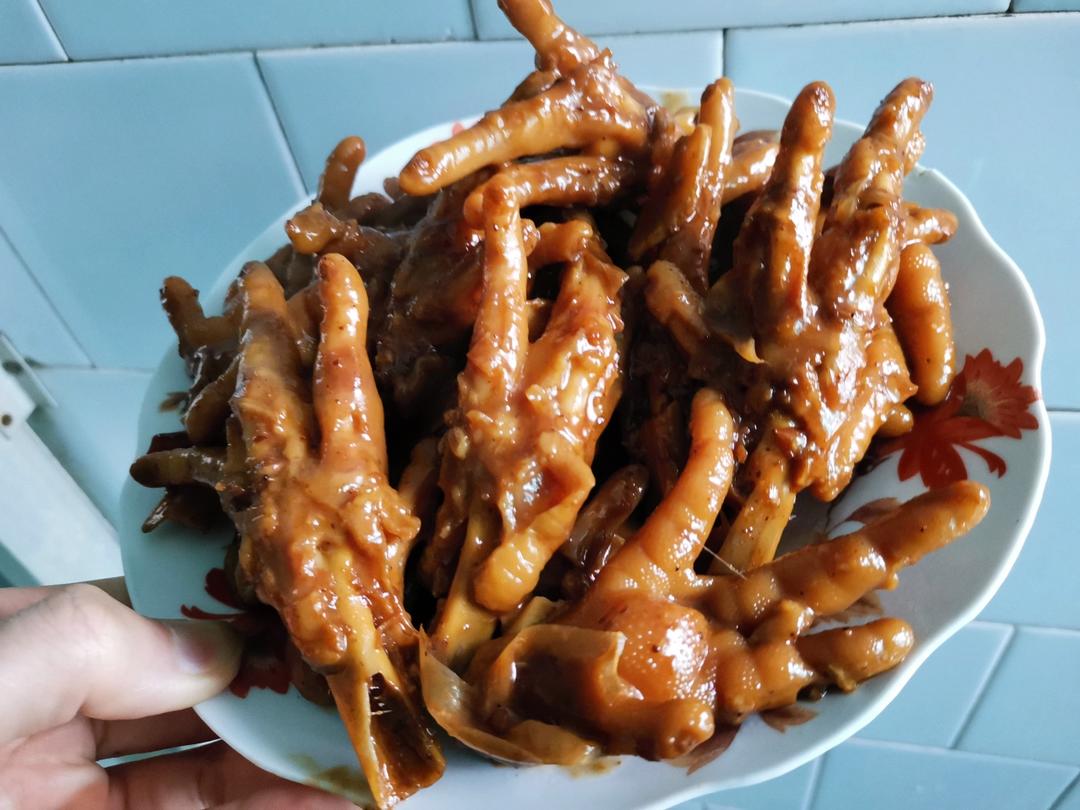 “销魂”卤鸡爪