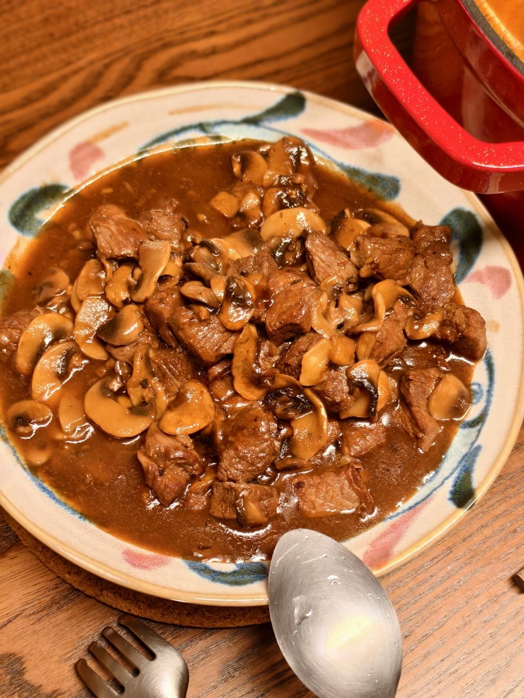 蒜香口菇牛肉粒