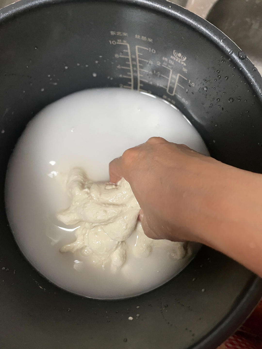纯奶手撕吐司的做法 步骤1