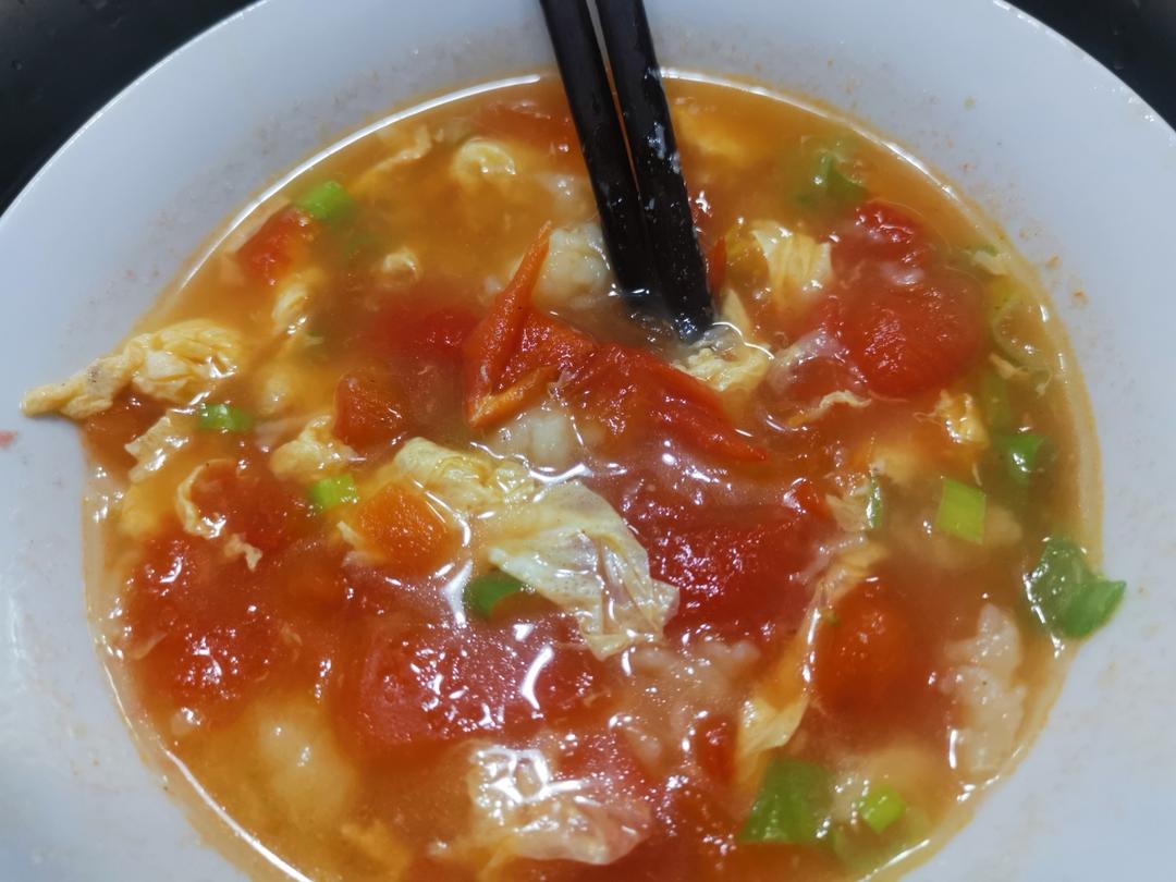 番茄鸡蛋疙瘩汤～发烧就吃这个