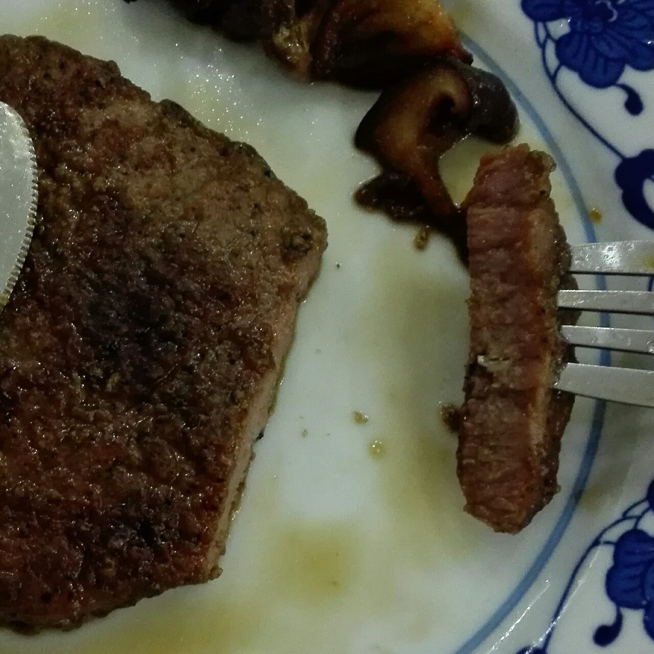 煎牛排