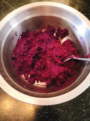 紫薯巧克力流心糯米糍的做法 步骤1