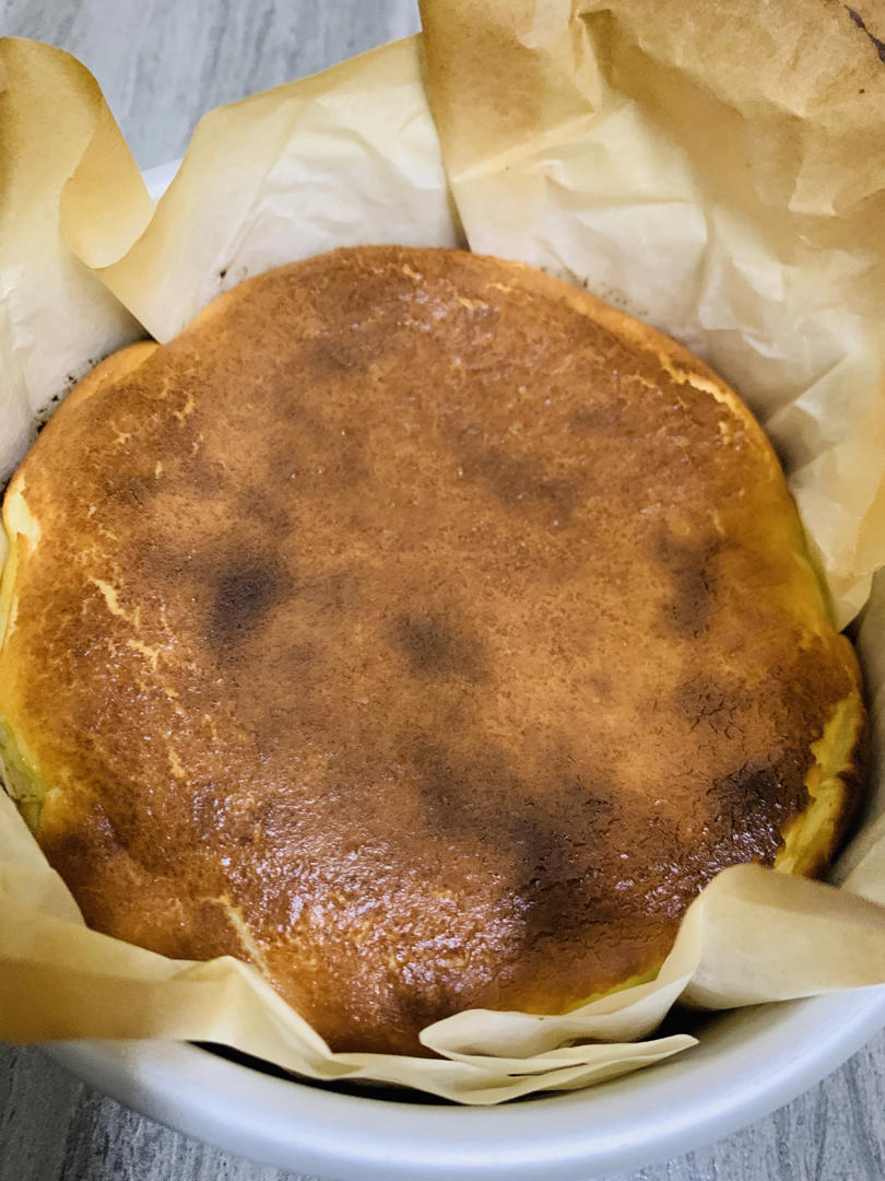 巴斯克式烤芝士蛋糕[超简单][搬运]