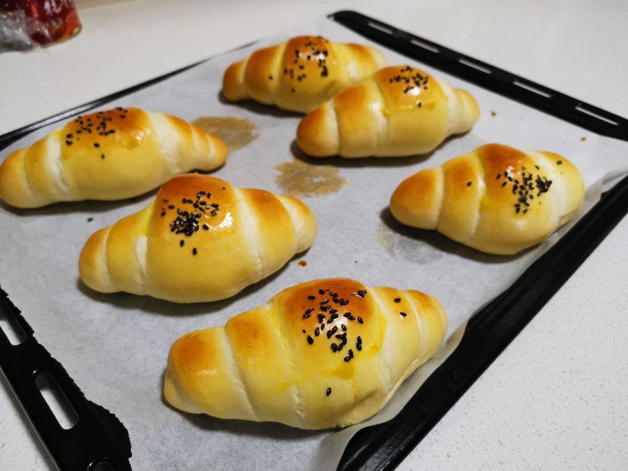 奶香浓郁易上手的鸡蛋鲜奶卷