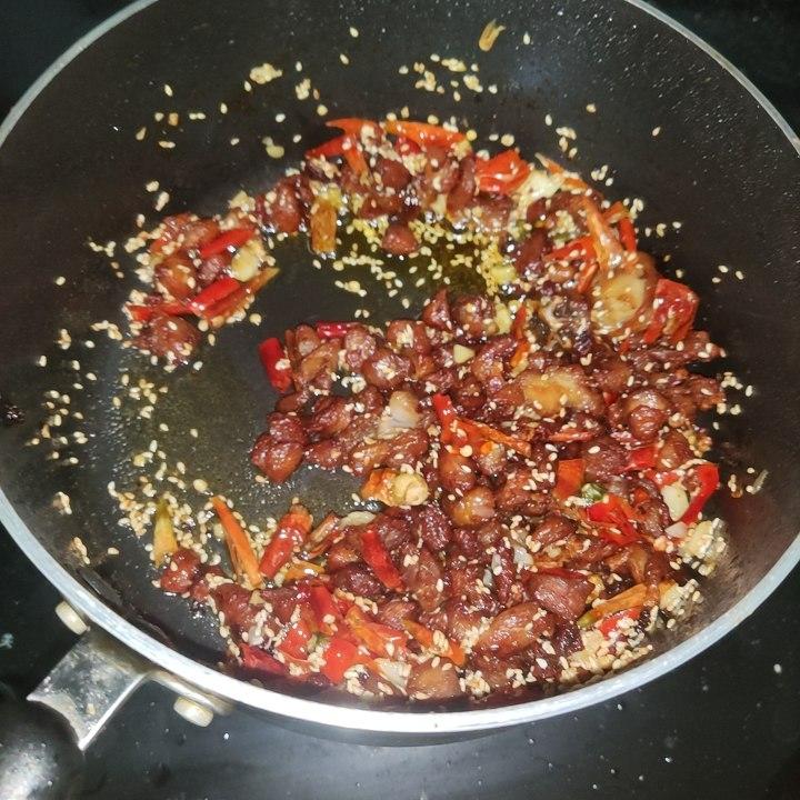 鲜香麻辣的辣子鸡丁