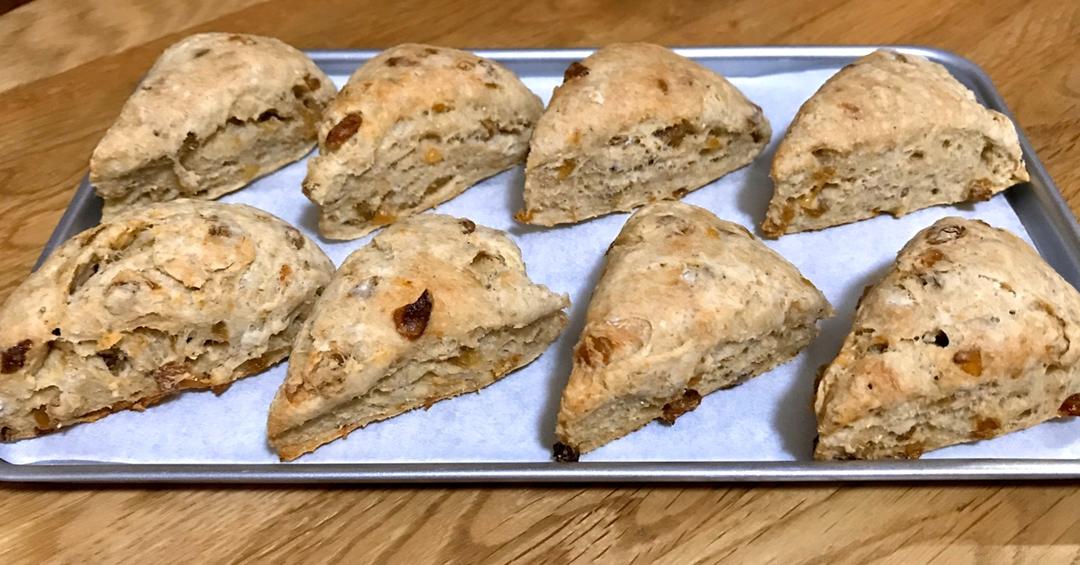 红枣蔓越莓豆腐司康scone（无糖无蛋奶，也可做无油版）松饼 轻食主义