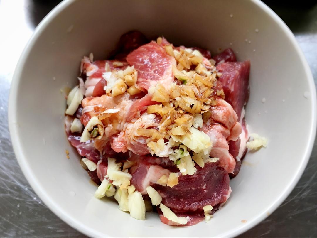 步骤图 野姜花炒尖椒豬肉 台式客家料理的做法 野姜花炒尖椒豬肉 台式客家料理的做法步骤 菜谱 下厨房