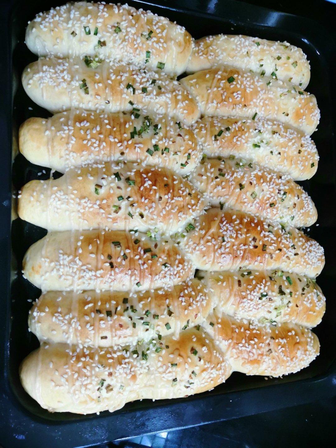 香葱肉松芝士沙拉排包