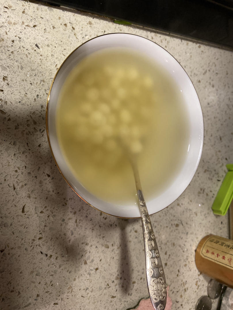 糖水鸡头米