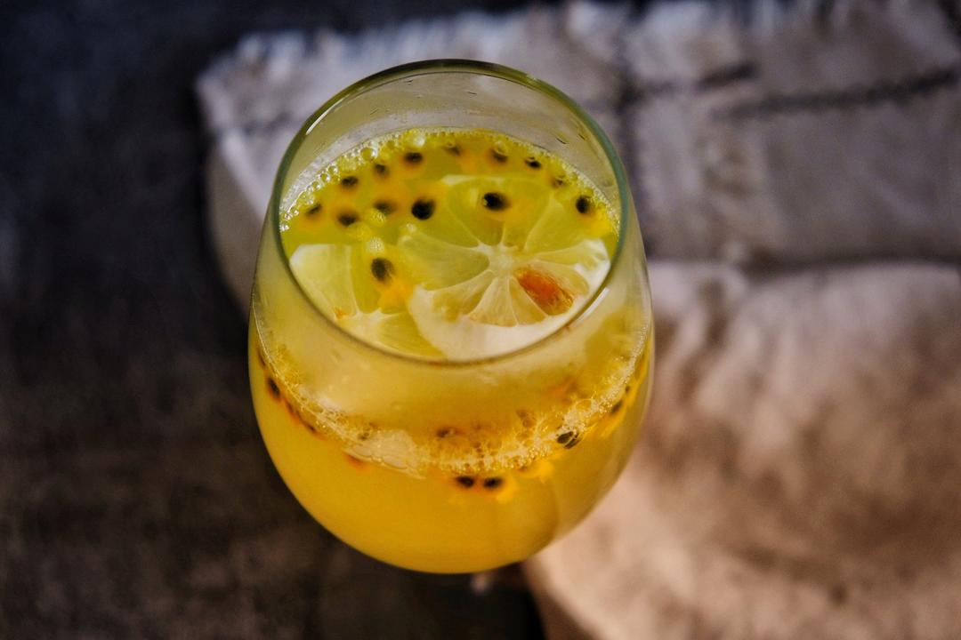 百香果蜂蜜柠檬茶