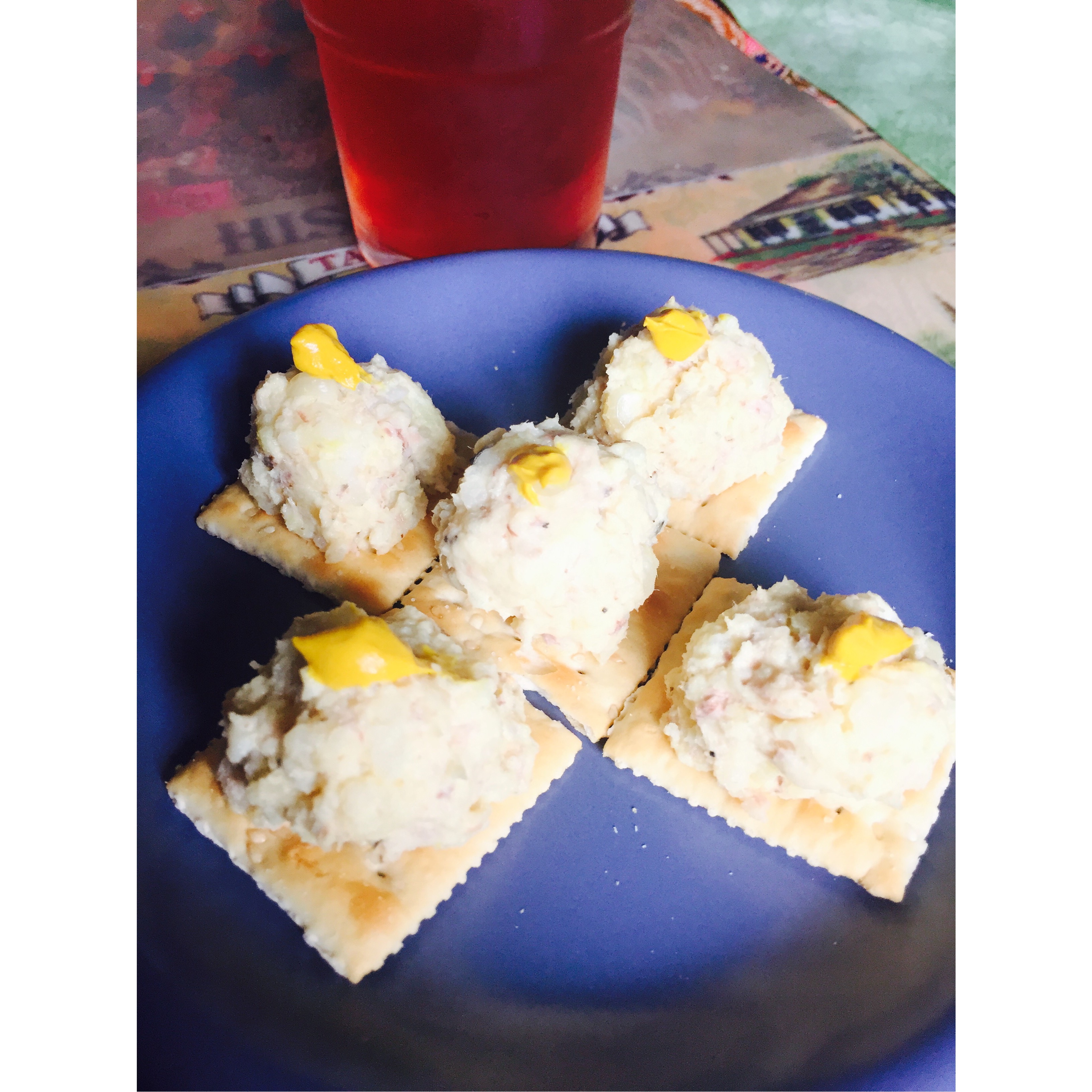 金枪鱼夹心饼干