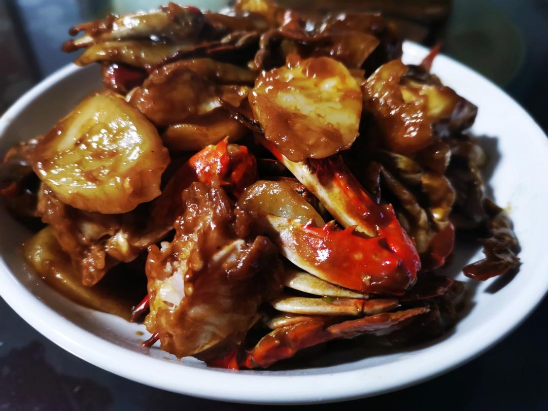 梭子蟹炒年糕～标准的江浙菜