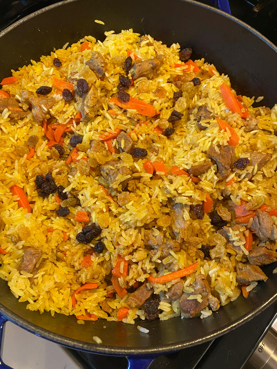 蛋蛋妈lisa做的铸铁锅版羊肉手抓饭最简单的才最美味