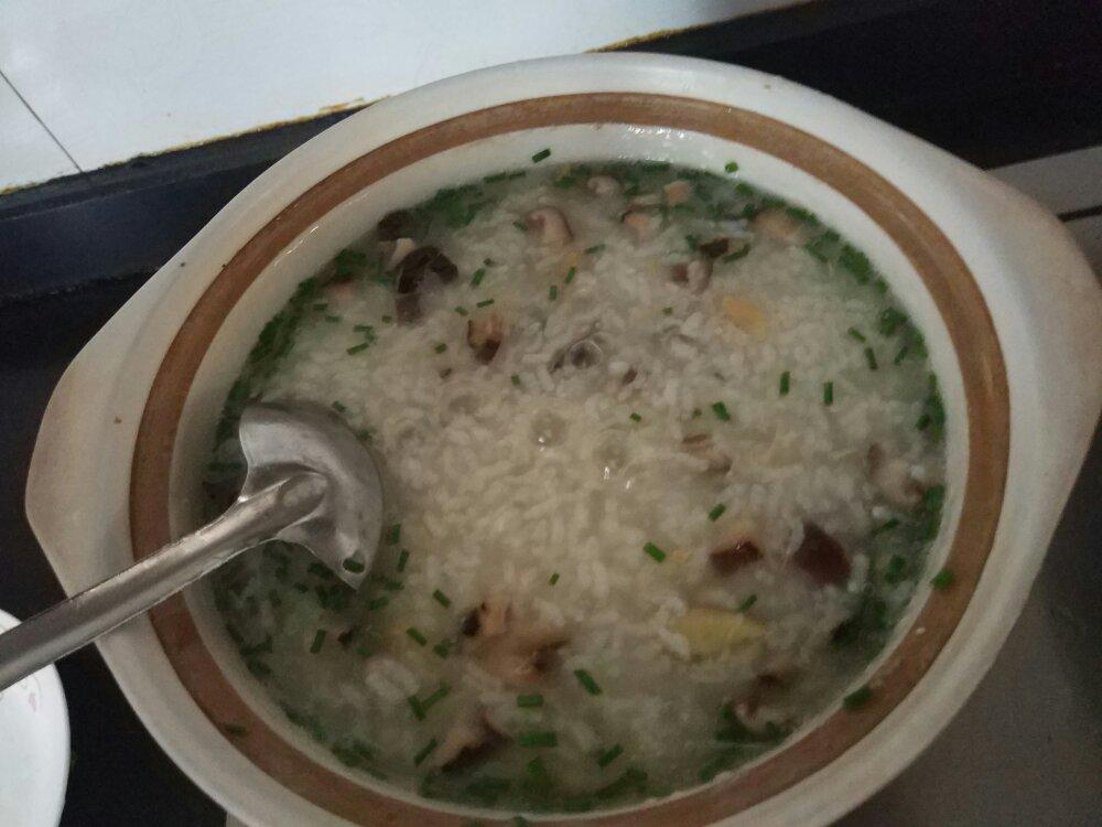 鲍鱼海鲜粥