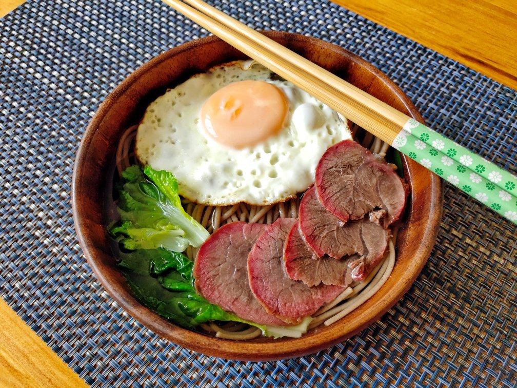 简单牛肉面(零厨艺）