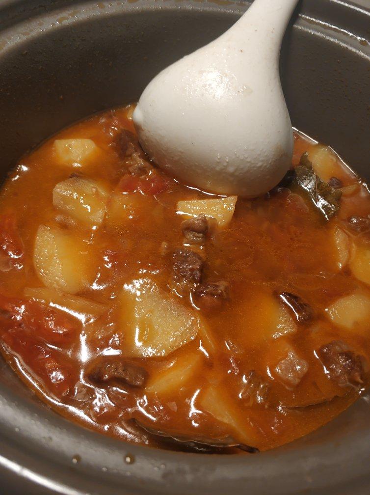 【啤酒牛腩煲】