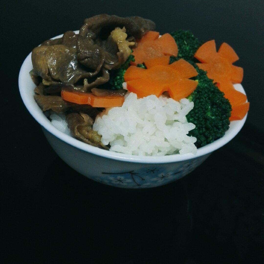 肥牛饭