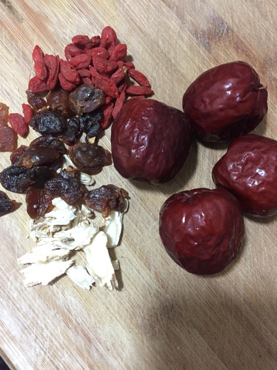 气血双补红枣桂圆当归茶