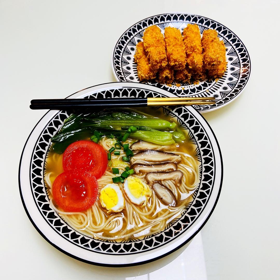 素汤面（酷似鸡汤面）