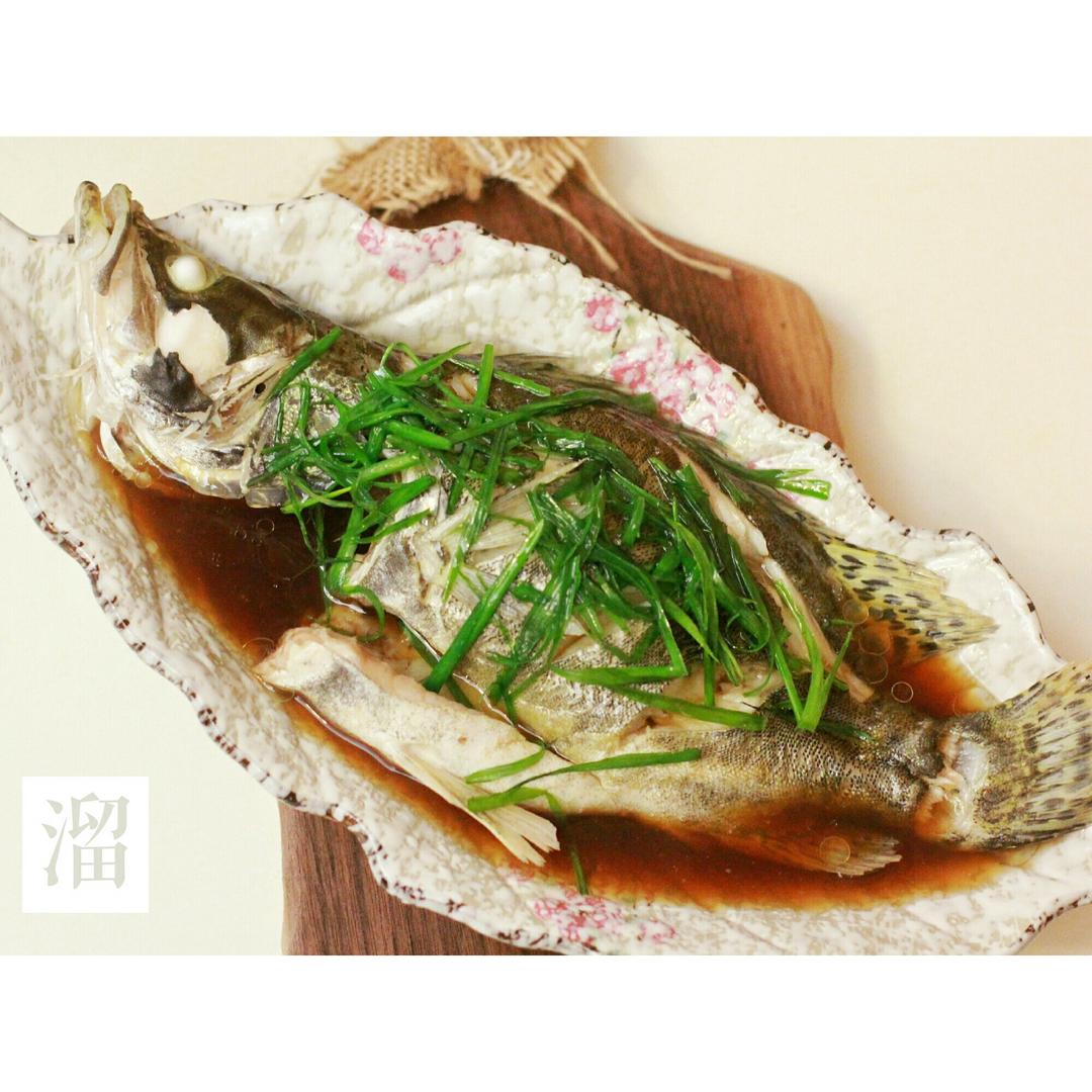 粤菜中级厨师私家菜谱银装素裹清蒸鱼