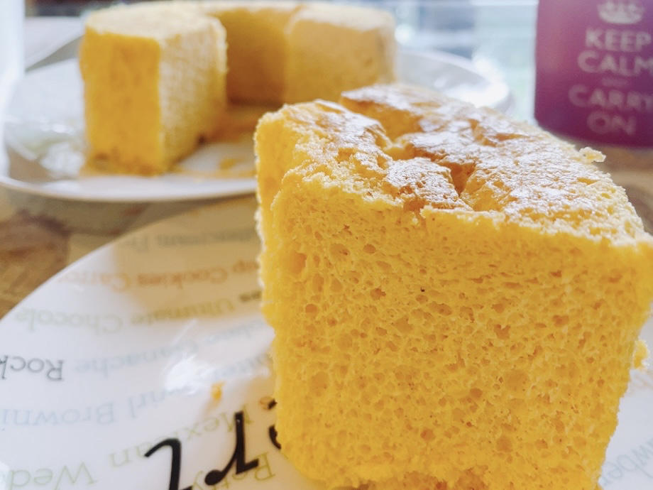 金灿灿南瓜乳酪戚风蛋糕