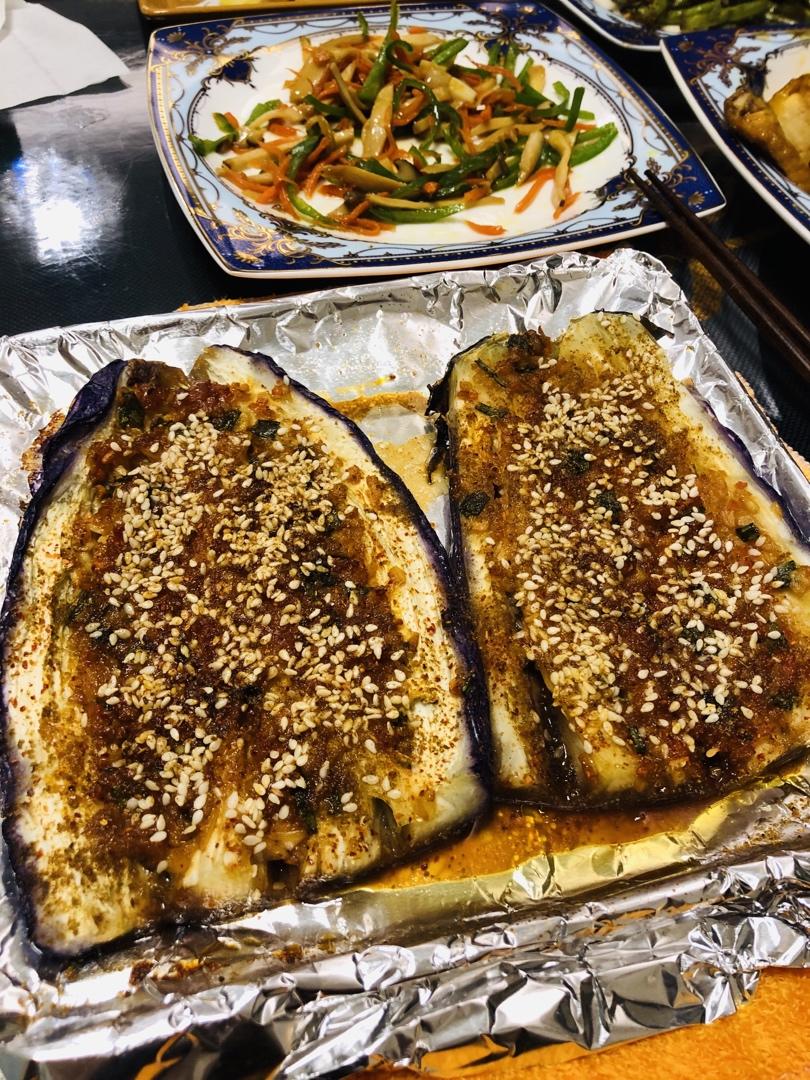 爱极了的烤茄子🍆