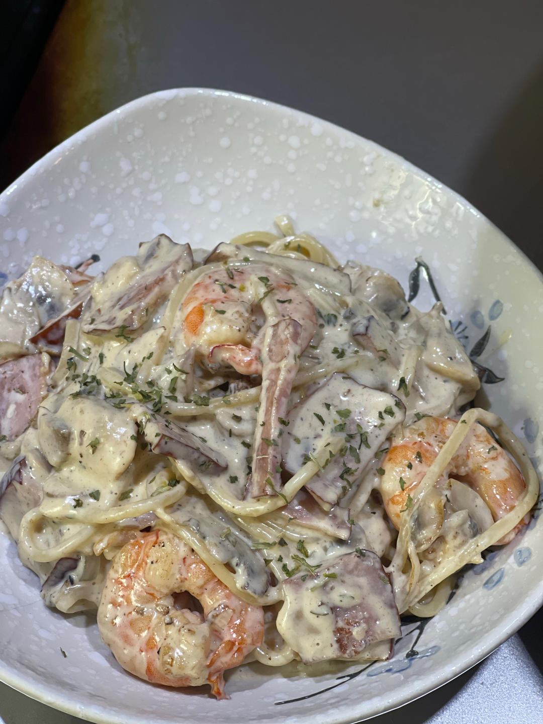 奶油鸡肉蘑菇意面