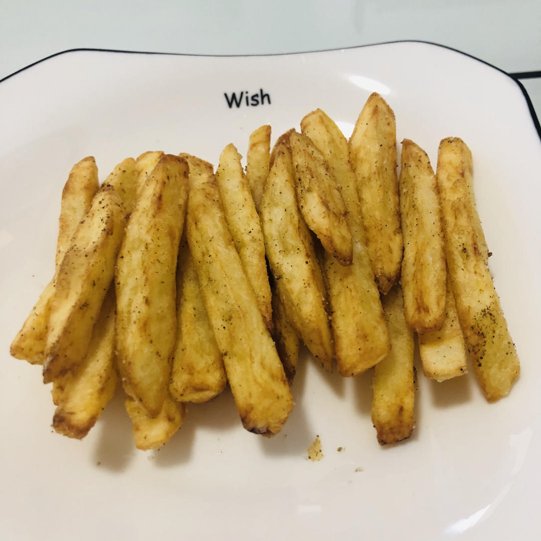 张亮版酥脆炸薯条，不用煮，不用蒸，直接炸，比外面卖的还好吃