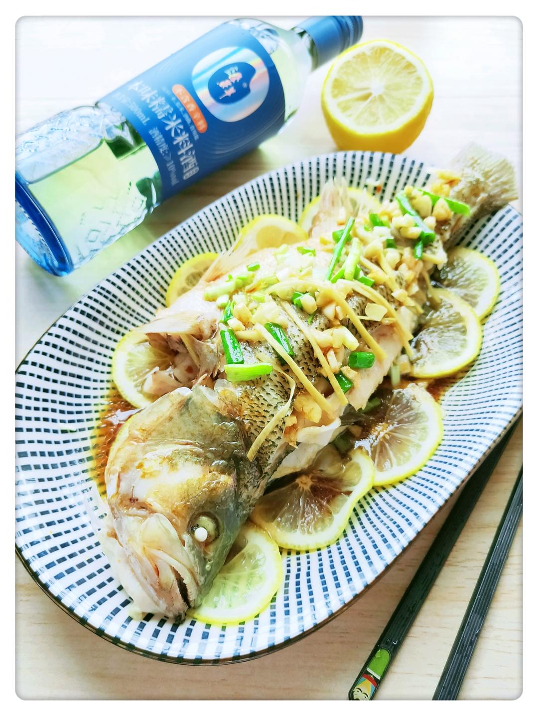 泰式青柠蒸鲈鱼