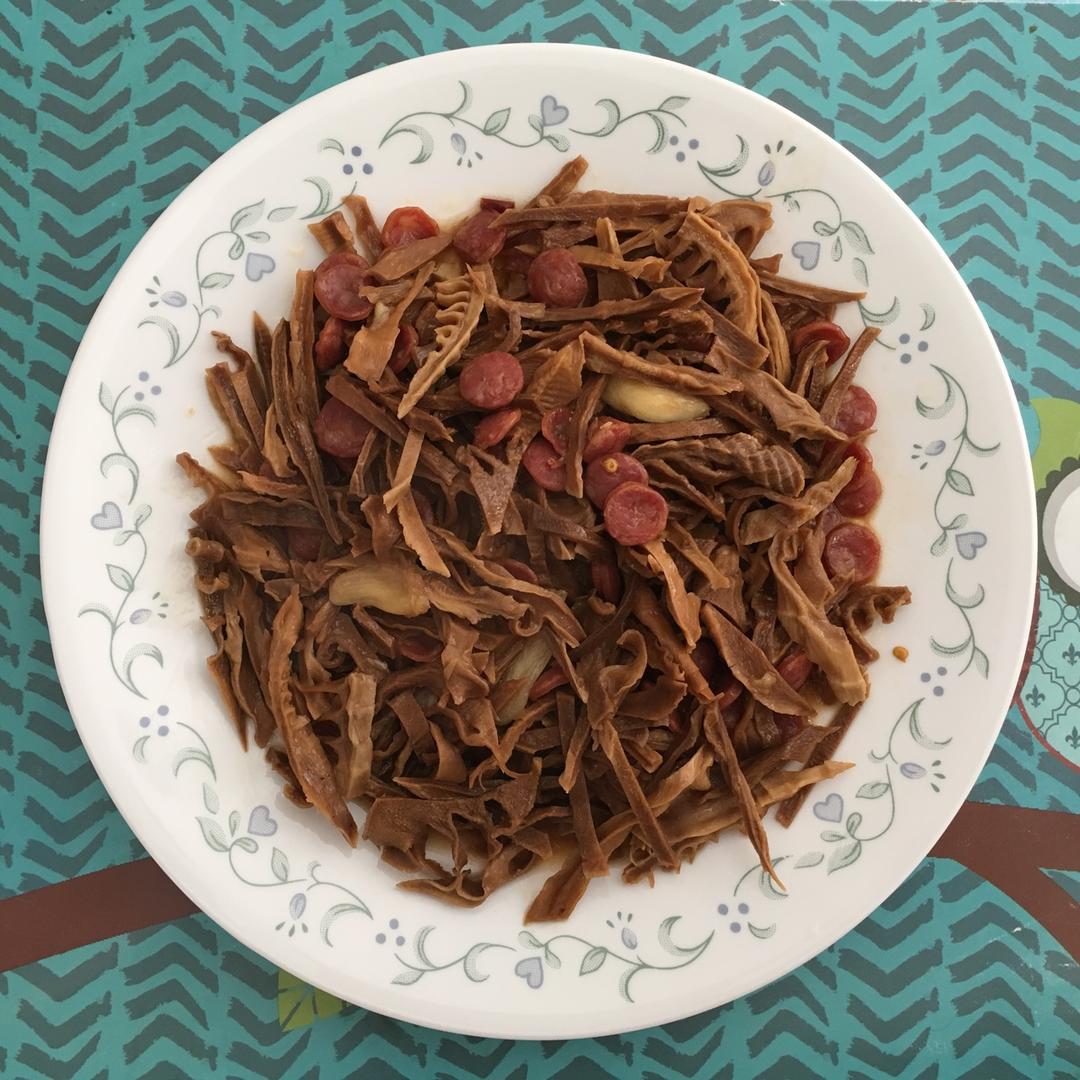 笋干炒腊肠