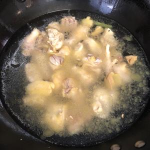 原汁原味土鸡汤的做法 步骤3