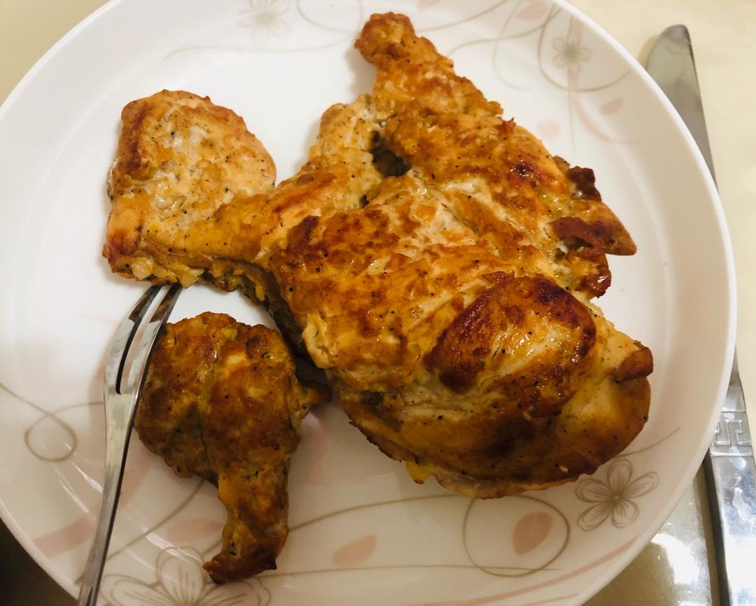 蒜香蚝油版香煎烤鸡胸肉