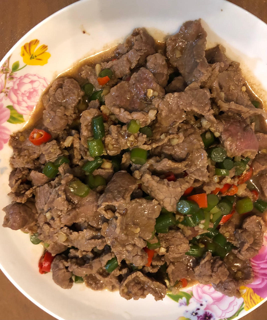 孜然蒜苔炒牛肉