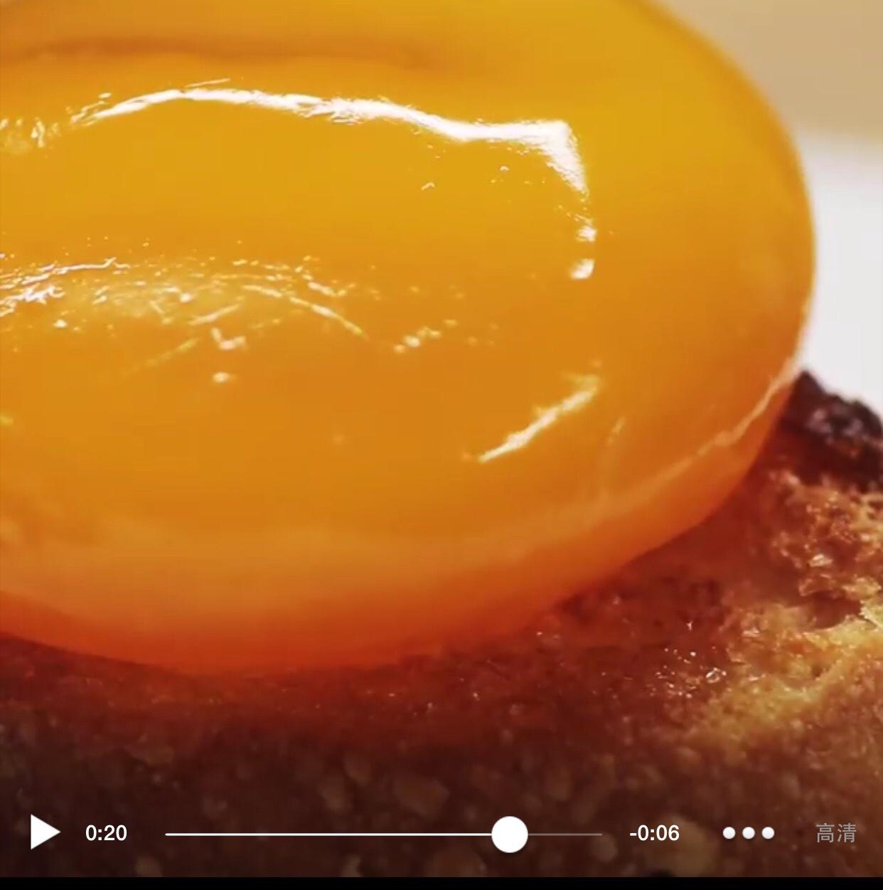 slighted cured egg yolk腌蛋黄的做法