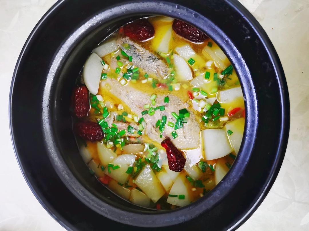 酸萝卜老鸭汤