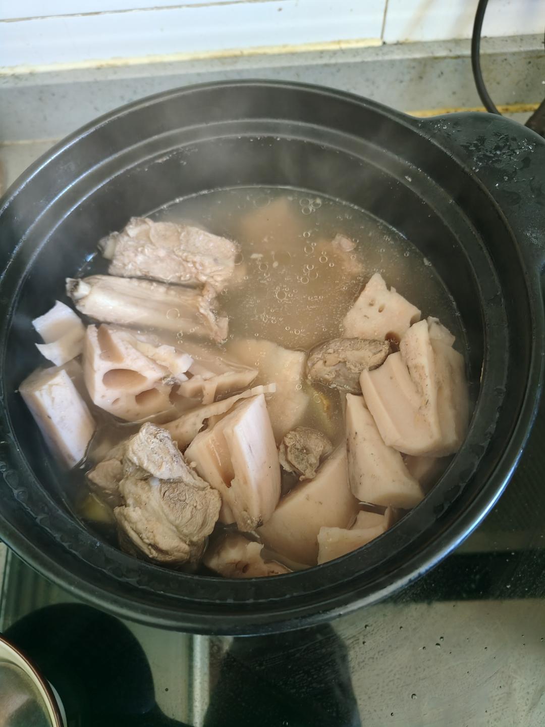 排骨莲藕汤