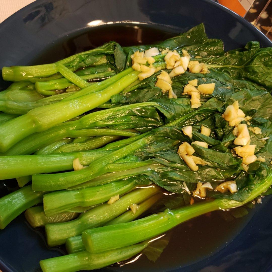 白灼菜心