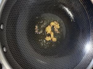 香菇烧鸡块的做法 步骤4