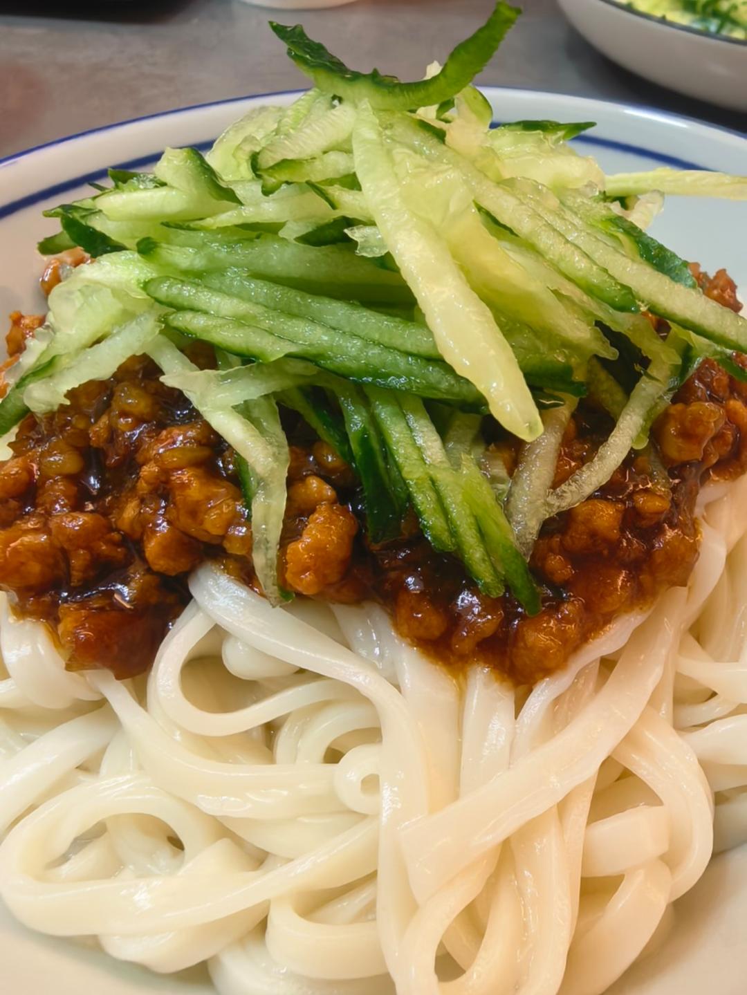 家庭版炸酱面