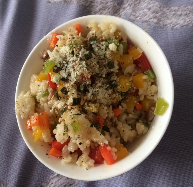 彩椒胡萝卜鸡蛋饭