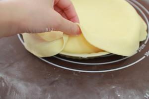 Quiche（乳蛋饼）的做法 步骤1