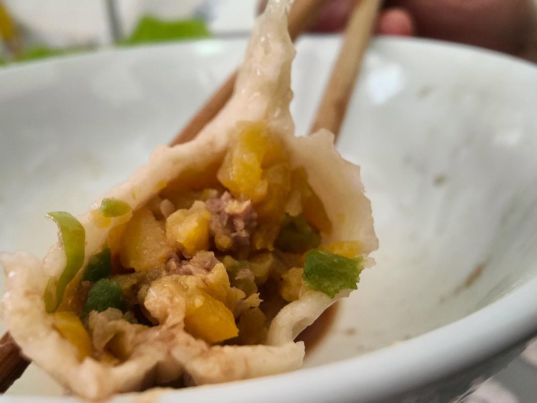 内蒙人民最爱的黄萝卜羊肉馅饺子
