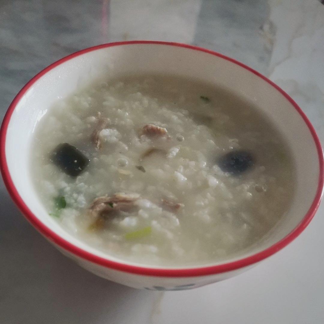 十五分钟快手之香滑皮蛋瘦肉粥(附五分钟电饭煲电压力锅更快捷方法)