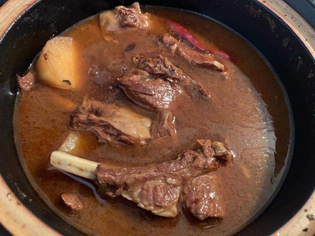 堂妈教你做红汤羊蝎子火锅