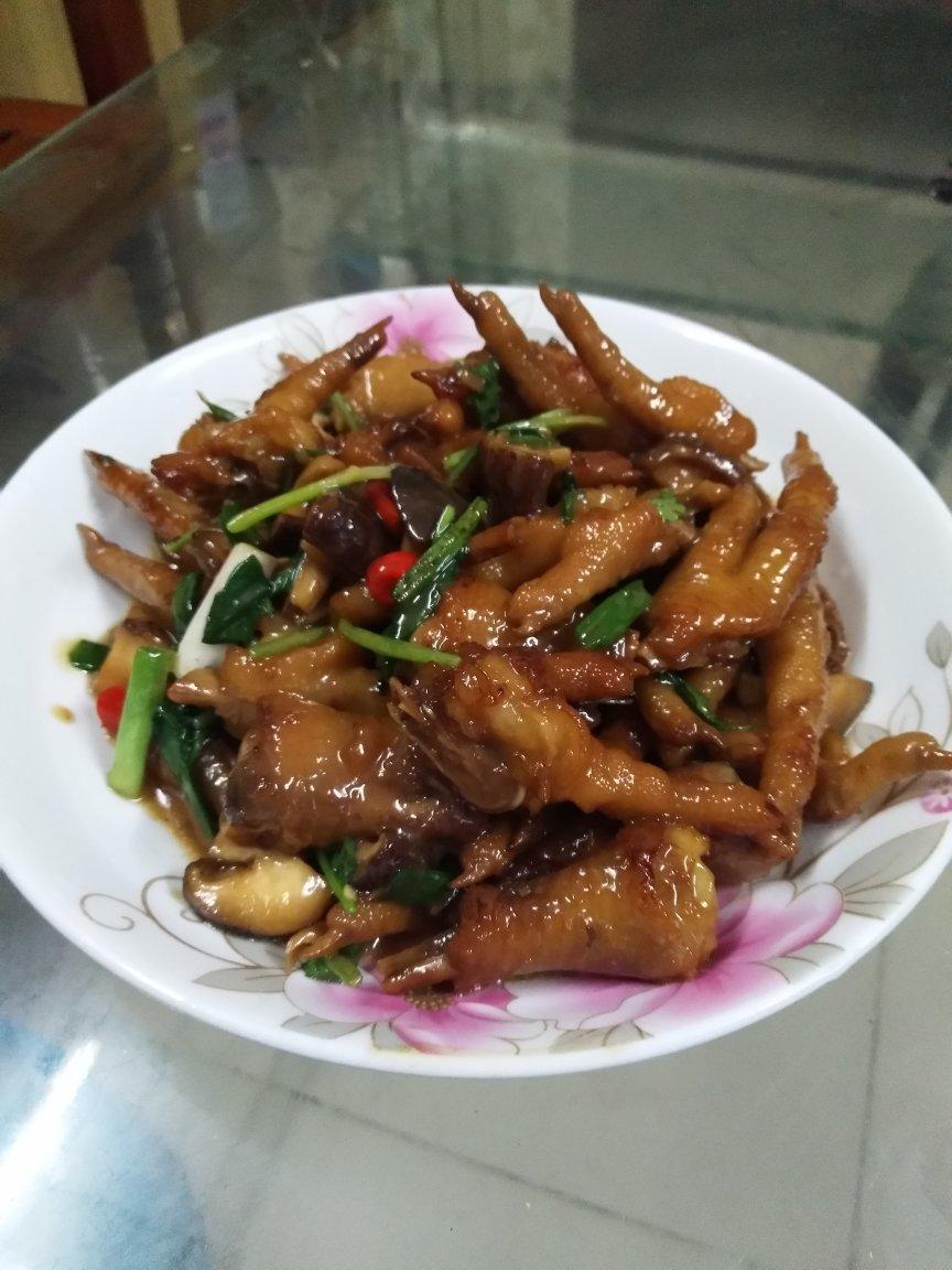 香辣烧鸡爪